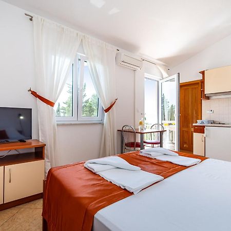 Apartments Prkacin 2 Starigrad Paklenica Esterno foto