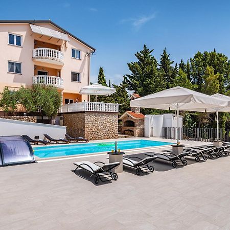 Apartments Prkacin 2 Starigrad Paklenica Esterno foto