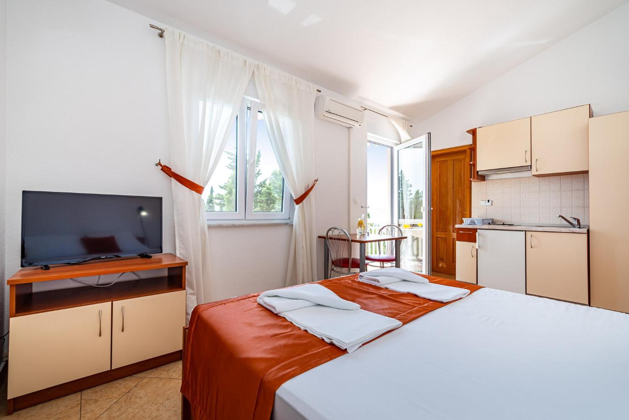 Apartments Prkacin 2 Starigrad Paklenica Esterno foto