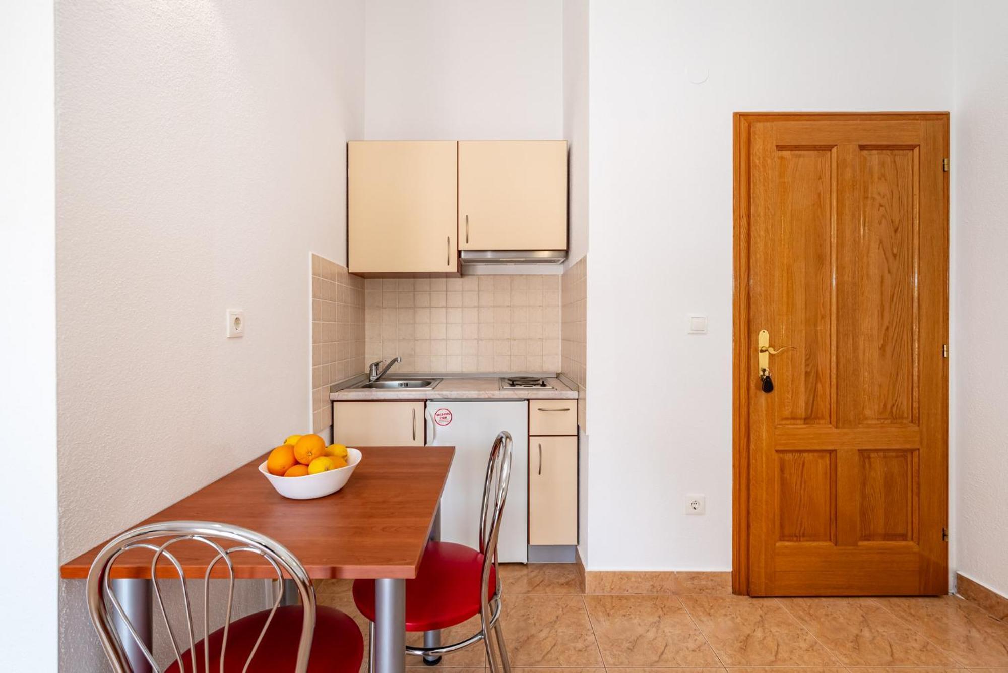Apartments Prkacin 2 Starigrad Paklenica Esterno foto