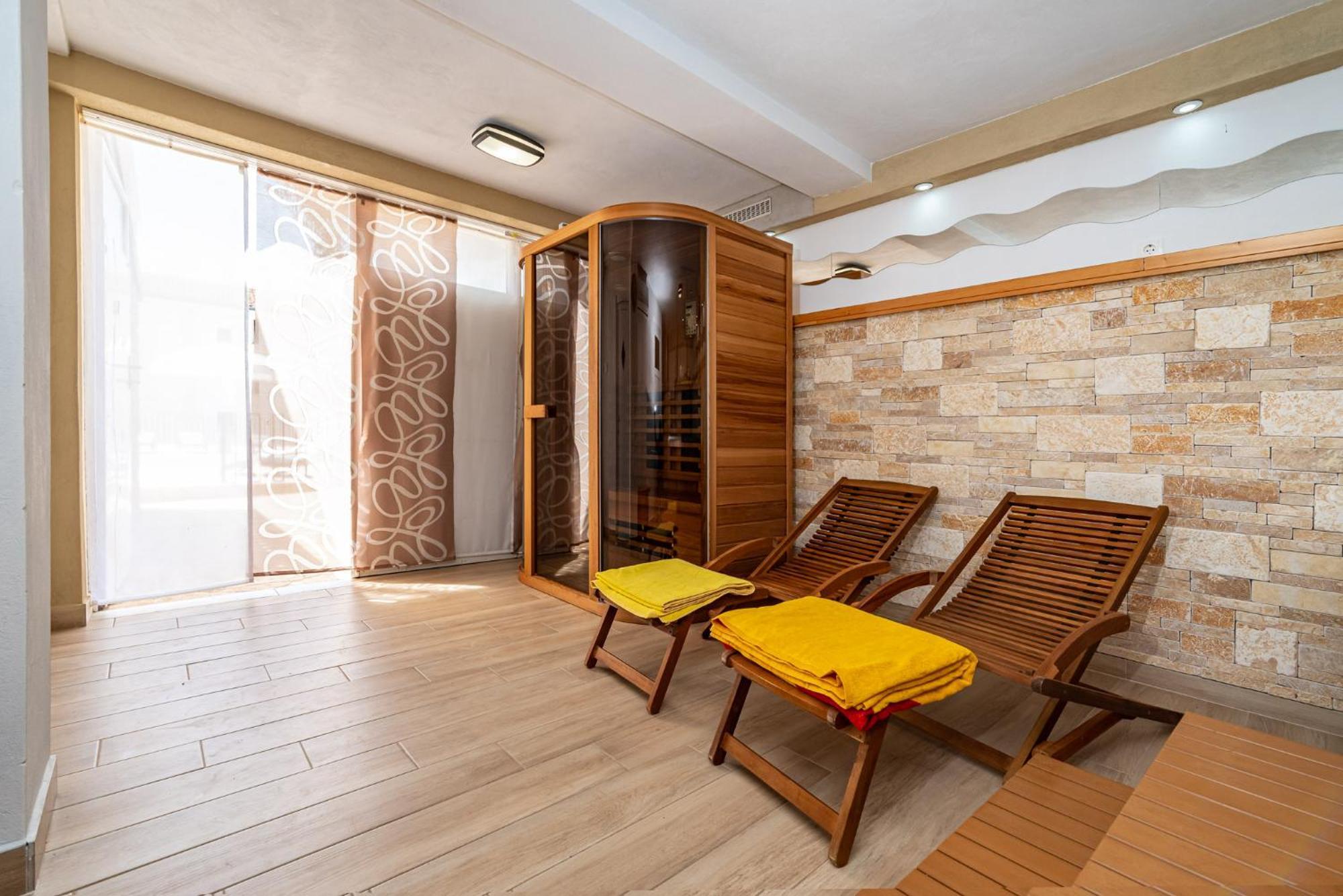 Apartments Prkacin 2 Starigrad Paklenica Esterno foto